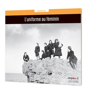 LÔUNIFORME AU FEMININ