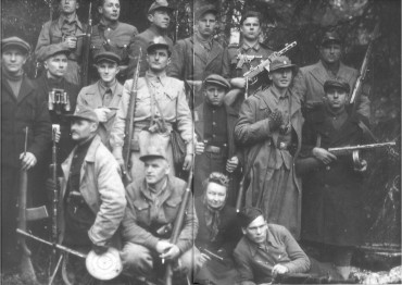 NEZINAMAIS KARS 1944-1956 "OCCASION"