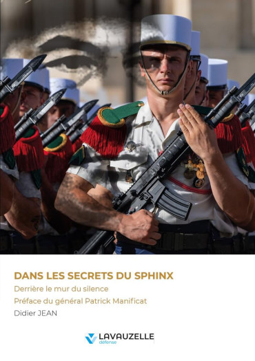 DANS LES SECRETS DU SPHINX : DERRIERE LE MUR DU SILENCE